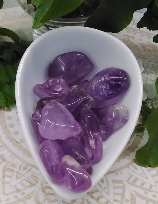 Amethyst Tumble Stone - Light